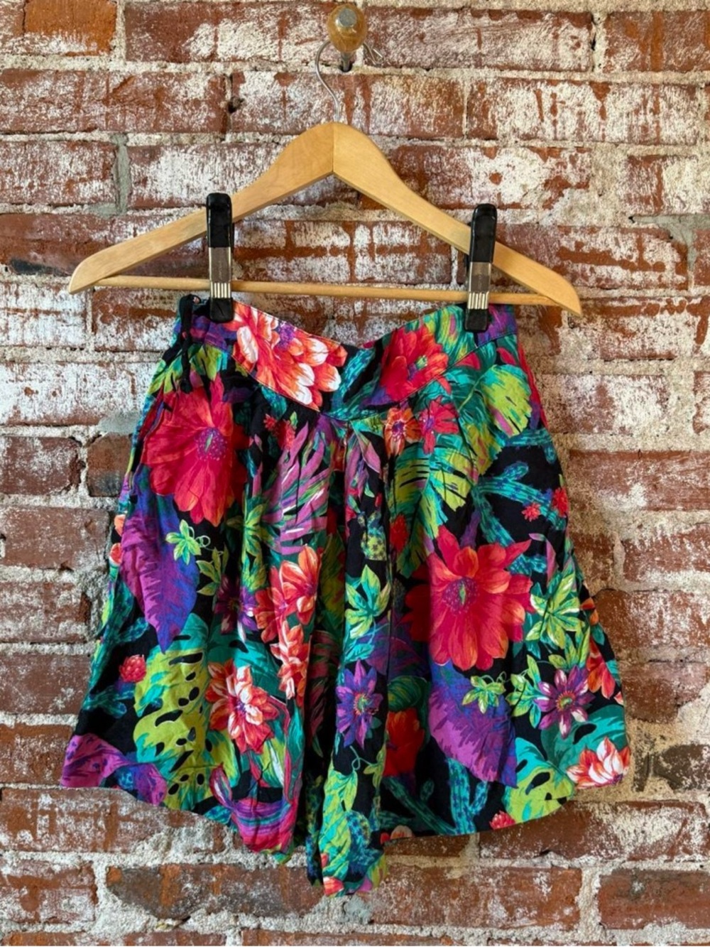Vintage floral rayon shorts